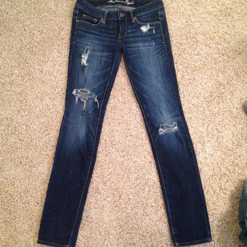 ⚡️Flash Sale⚡️Dark AE Distressed Jeans